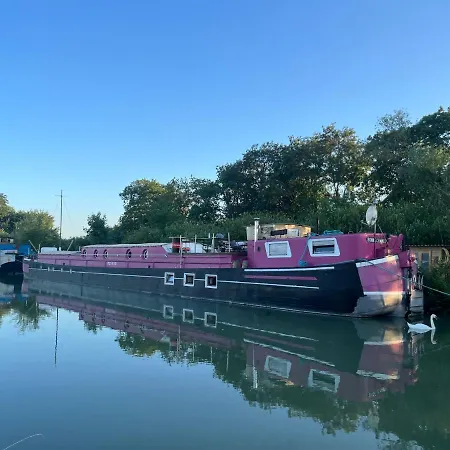 ホームステイ Peniche Bonne Chance