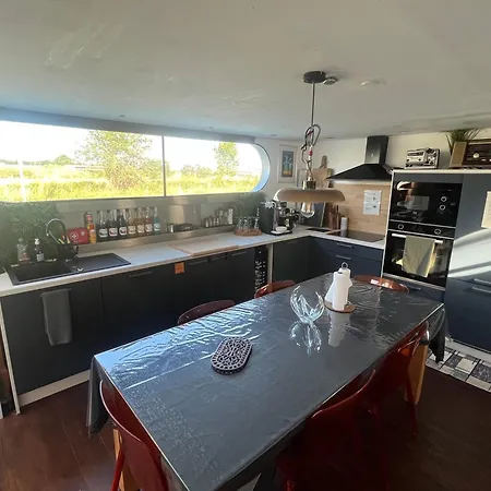 Peniche Bonne Chance ホームステイ