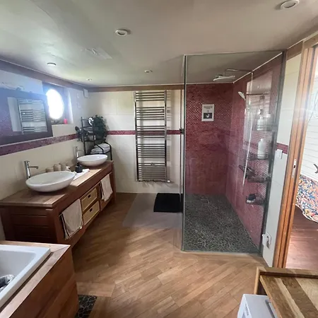 Peniche Bonne Chance ホームステイ *