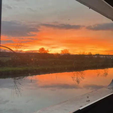 ホームステイ Peniche Bonne Chance